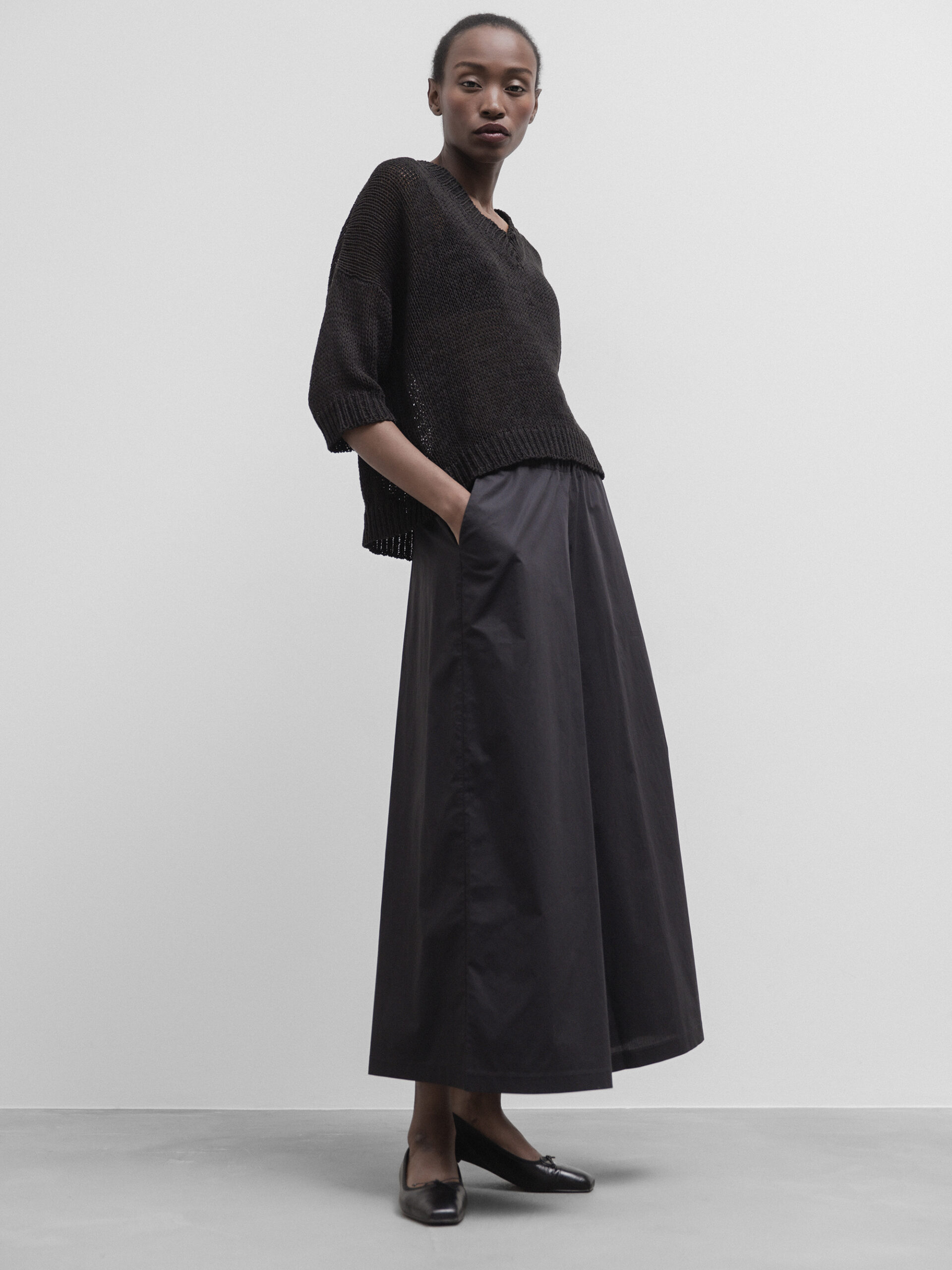 ROBERTO COLLINA Weite Hose aus Baumwolle Damen (9 BLACK)