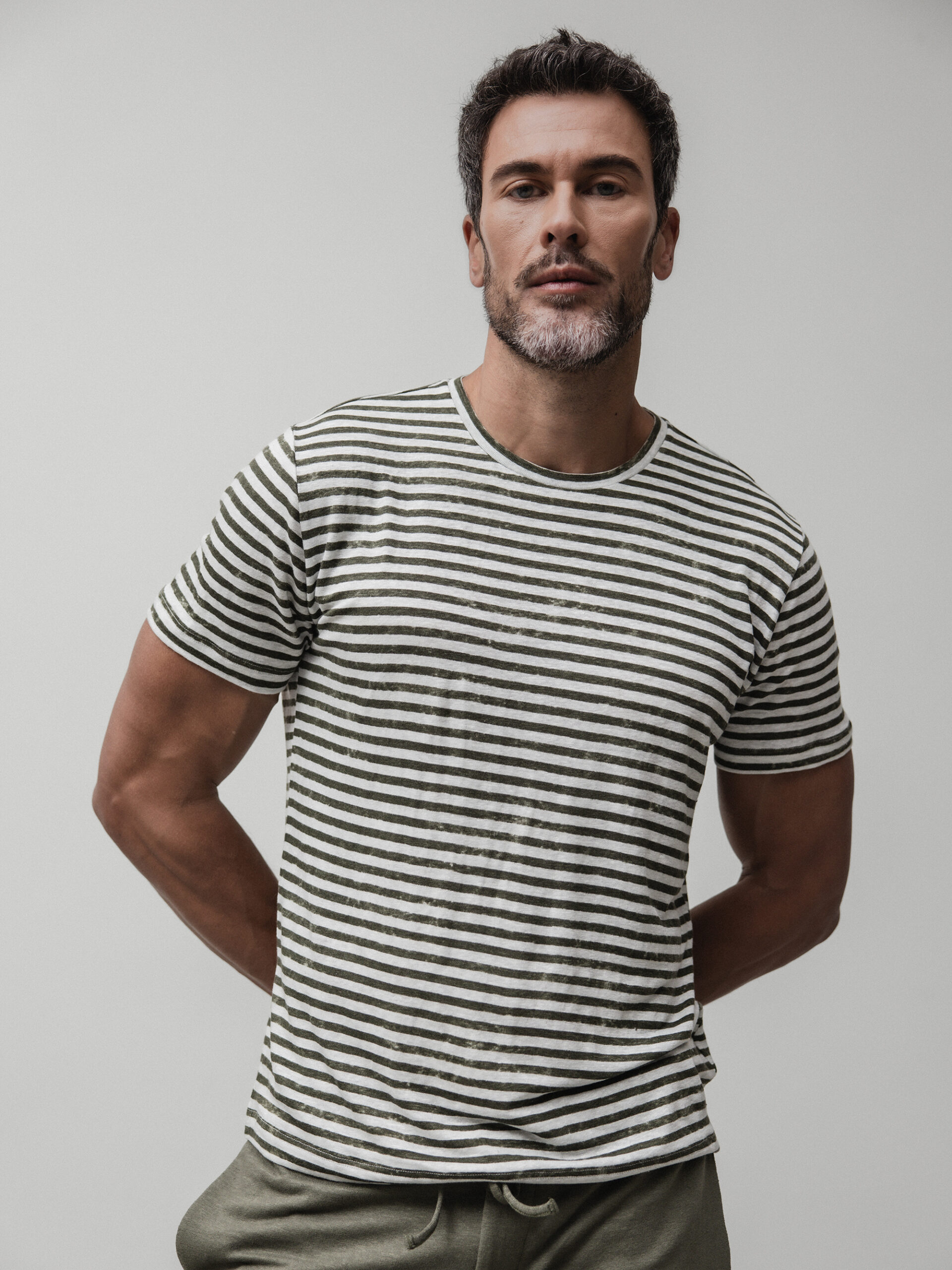 STEFAN BRANDT T-Shirt aus Leinen Herren (10850 OLIV WHITE)