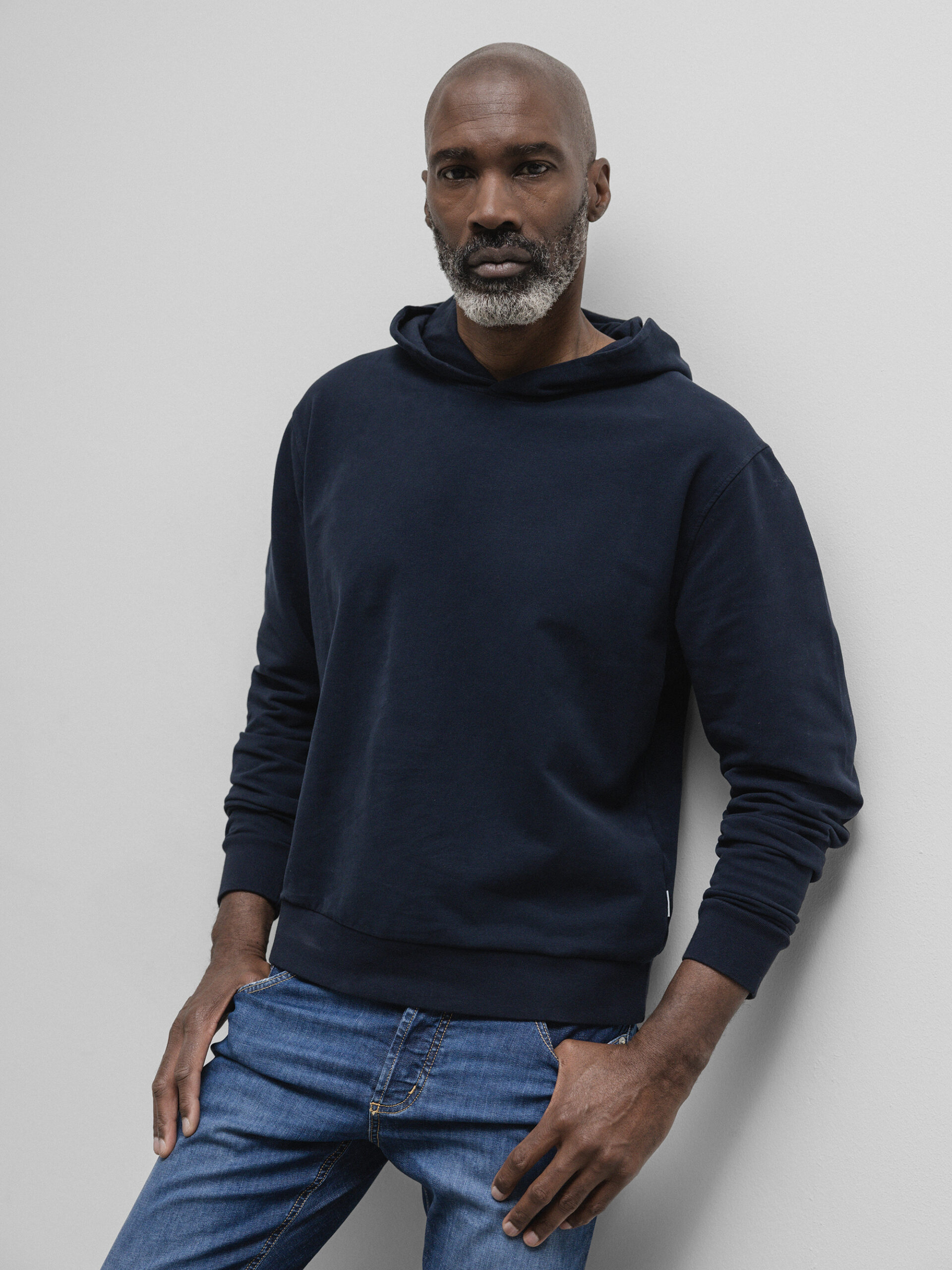 04651 Hoodie Herren (NAVY)