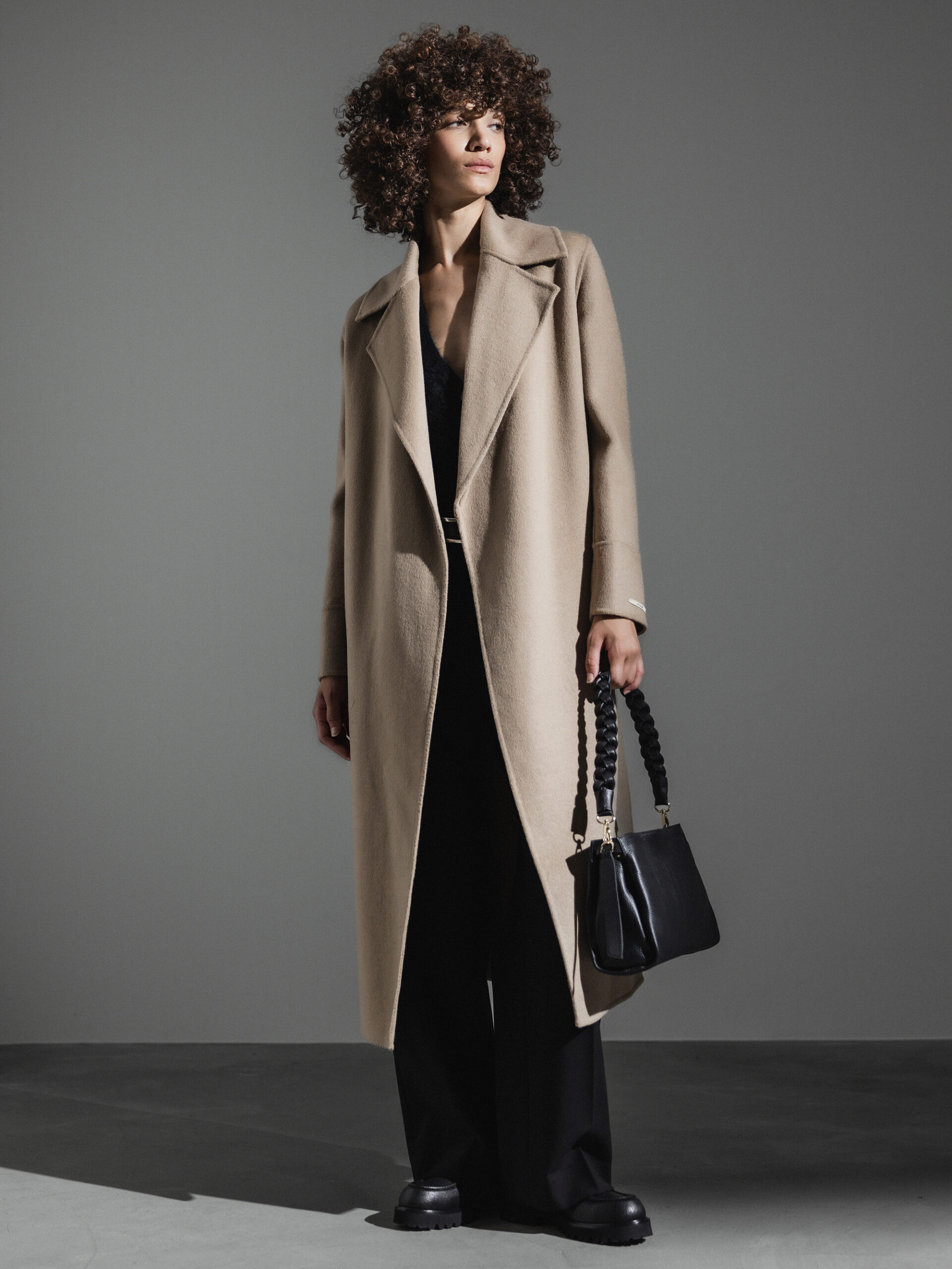 VITTORIA B. Wollmantel Damen (GREIGE CAMEL)