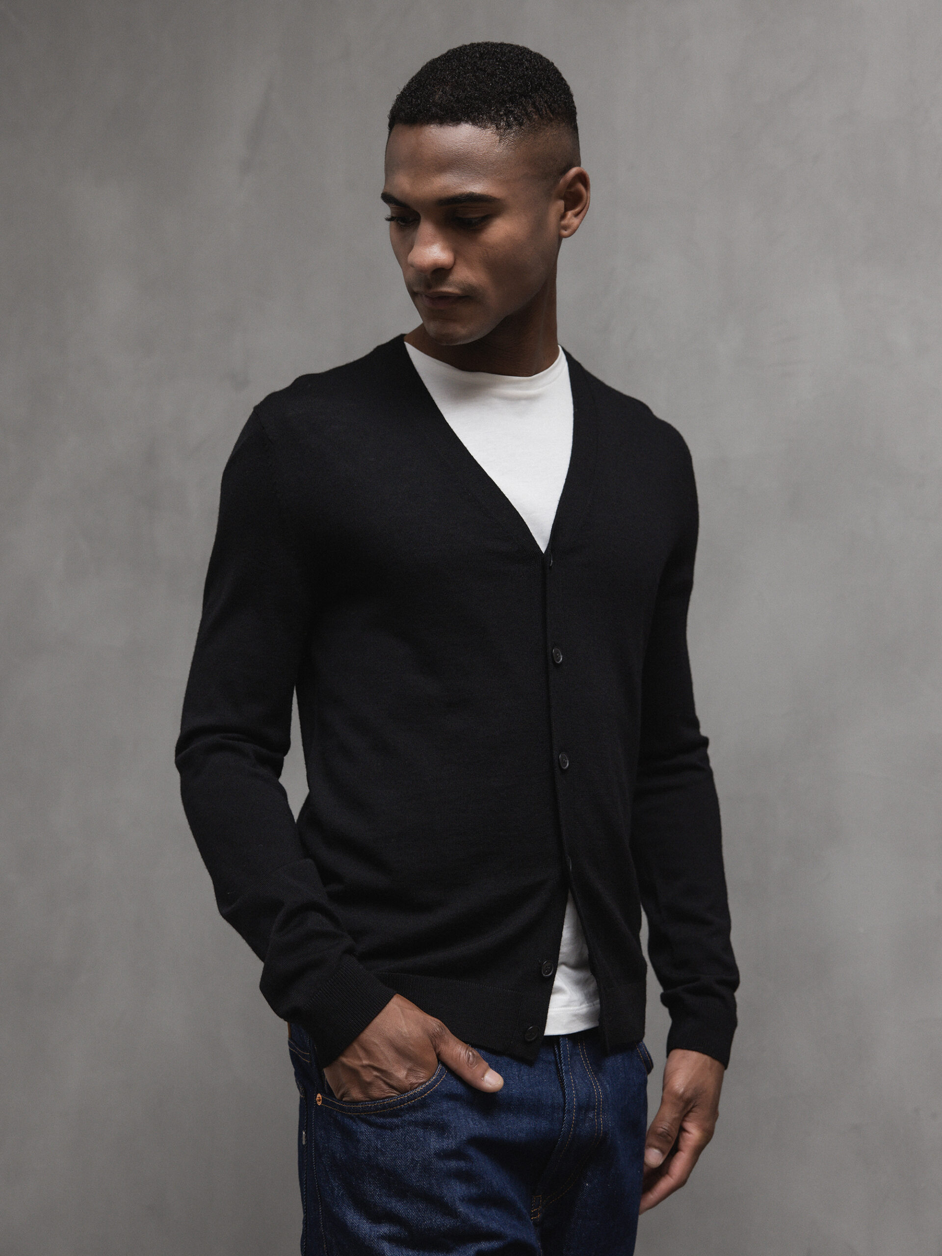 DANIELS Strickjacke aus Merinowolle Herren (BLACK)