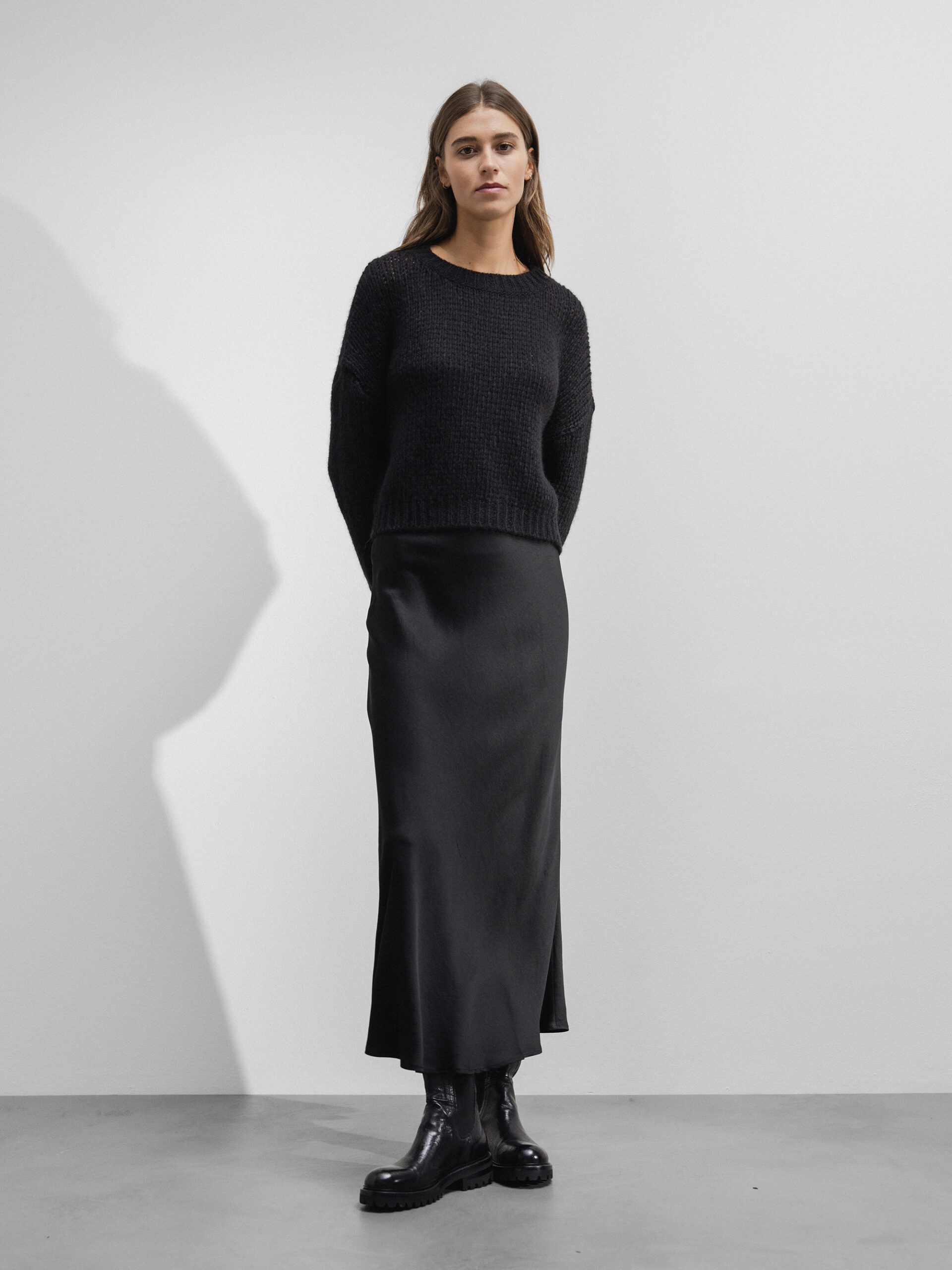 DRYKORN Maxi- Satinrock Damen (1000 BLACK)