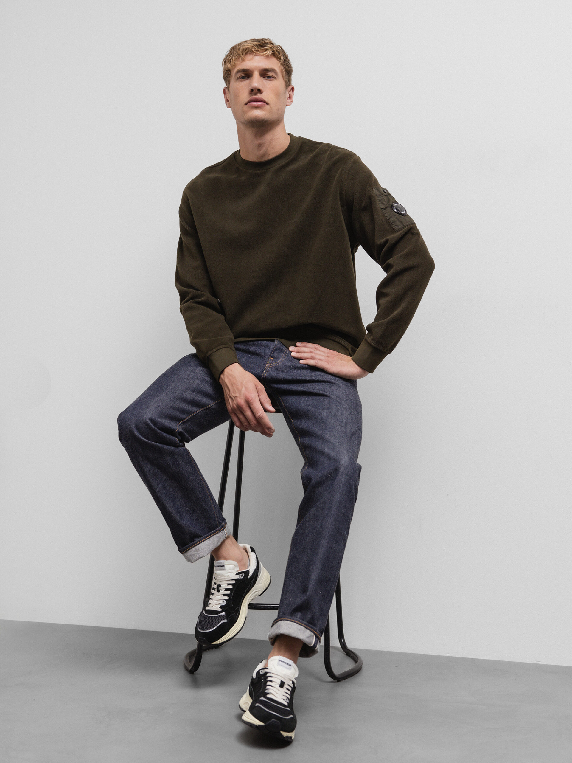 C.P. COMPANY Sweatshirt in Frotteeoptik Herren (683 OLIV)