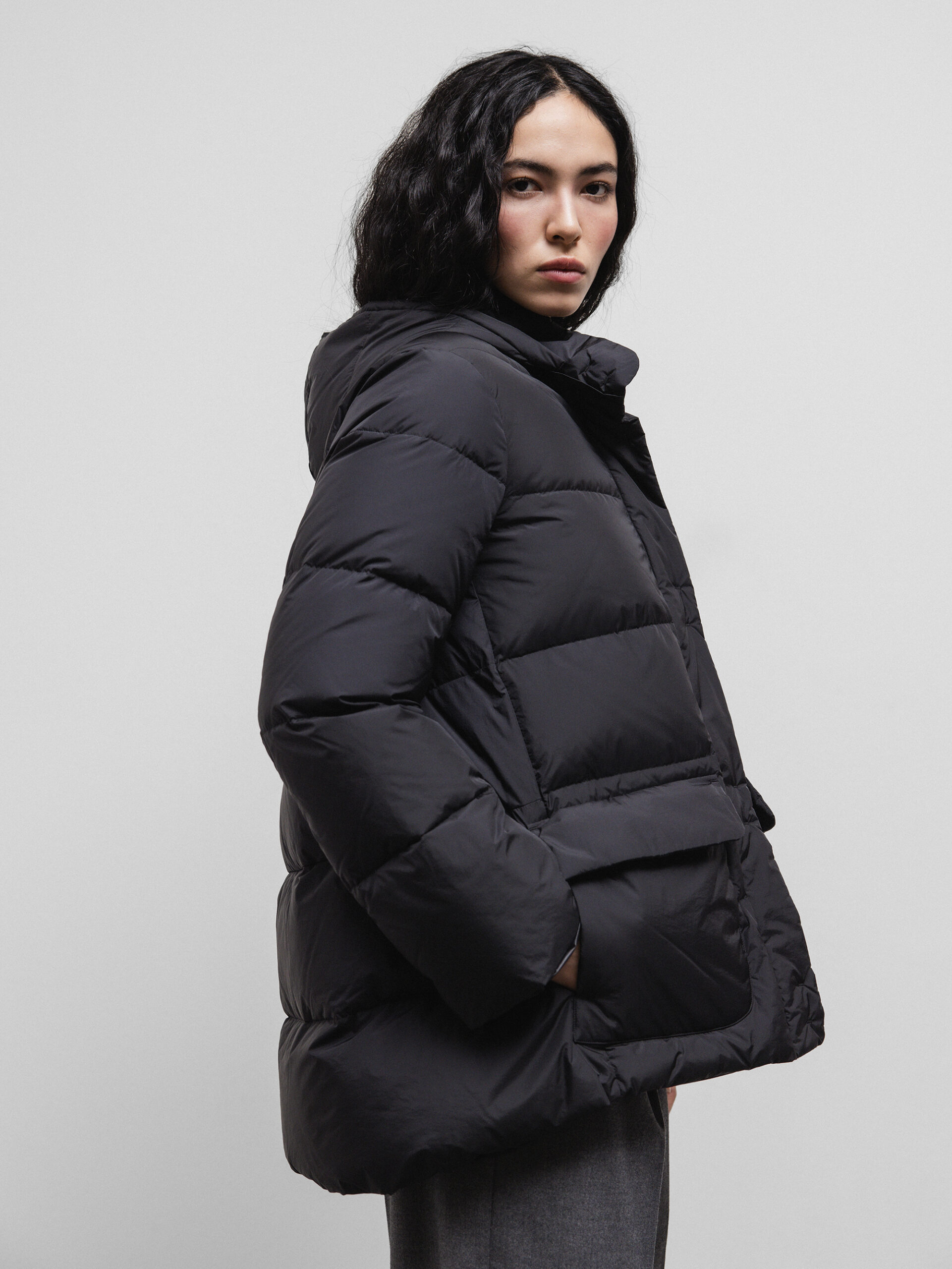 LIS LAREIDA Daunenjacke Damen (900 SCHWARZ)