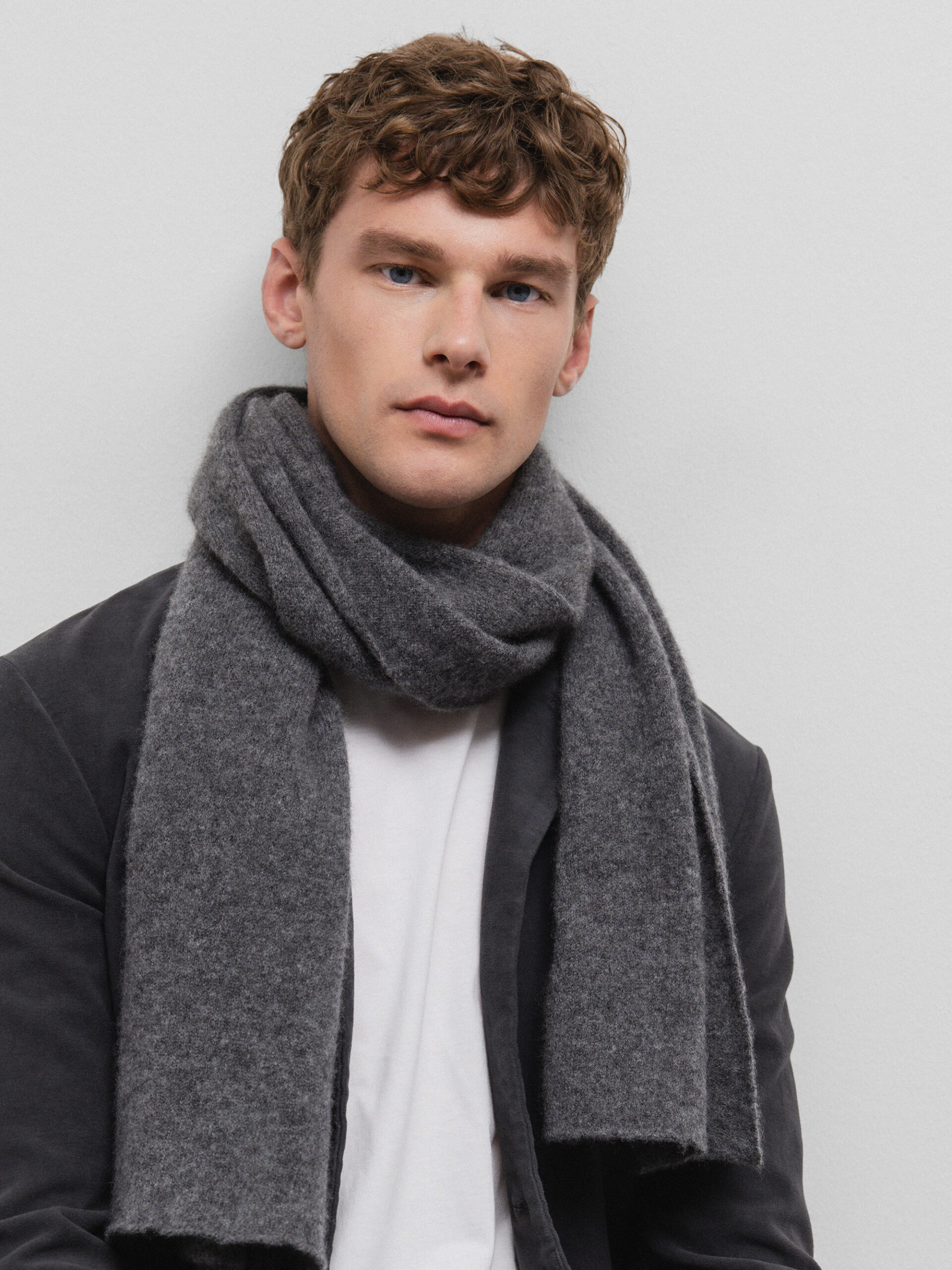 ROBERTO COLLINA Schal aus Cashmere Herren (21 ANTHRA)