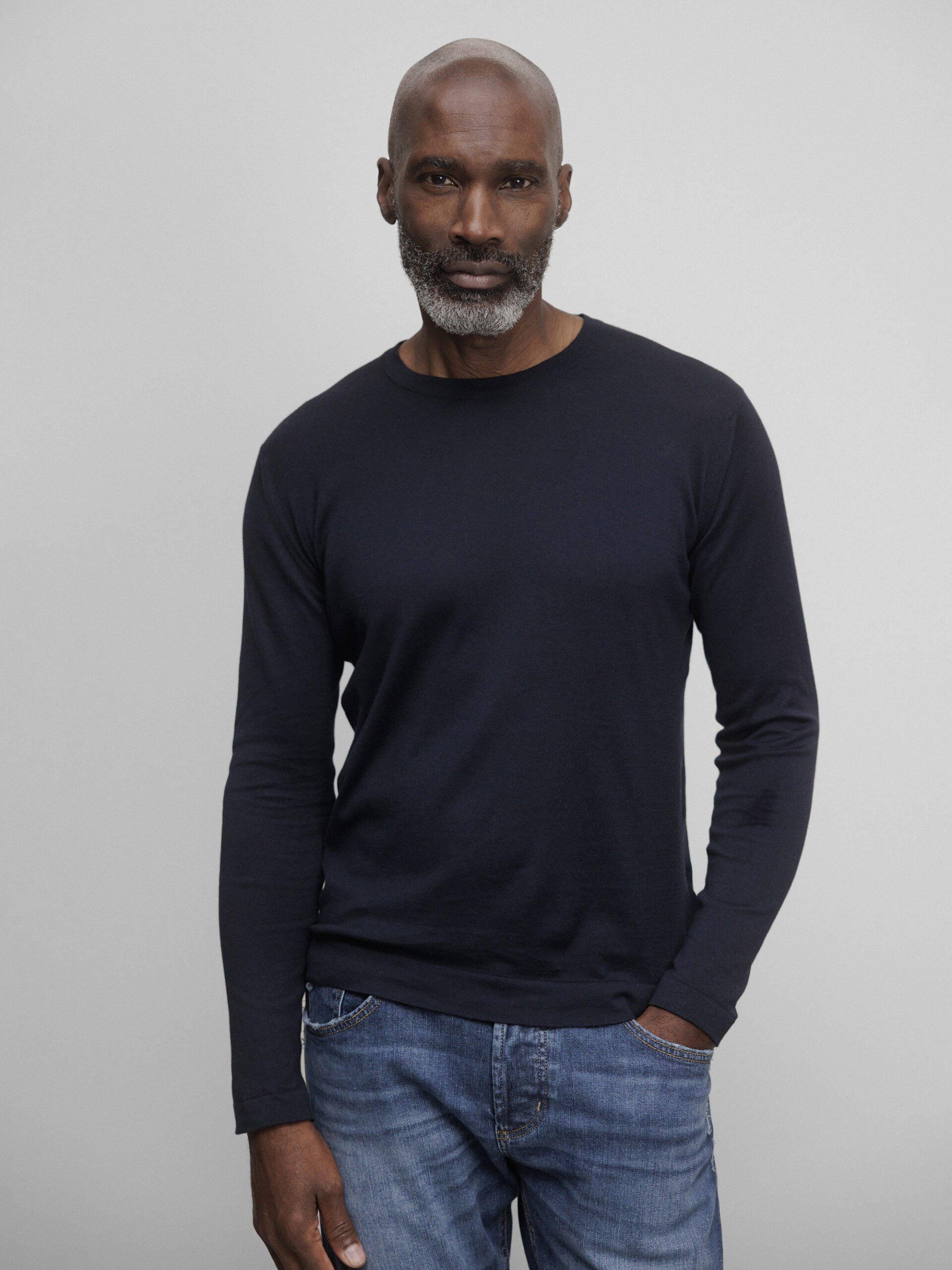 JOHN SMEDLEY Langarmshirt aus Baumwolle Herren (NAVY)