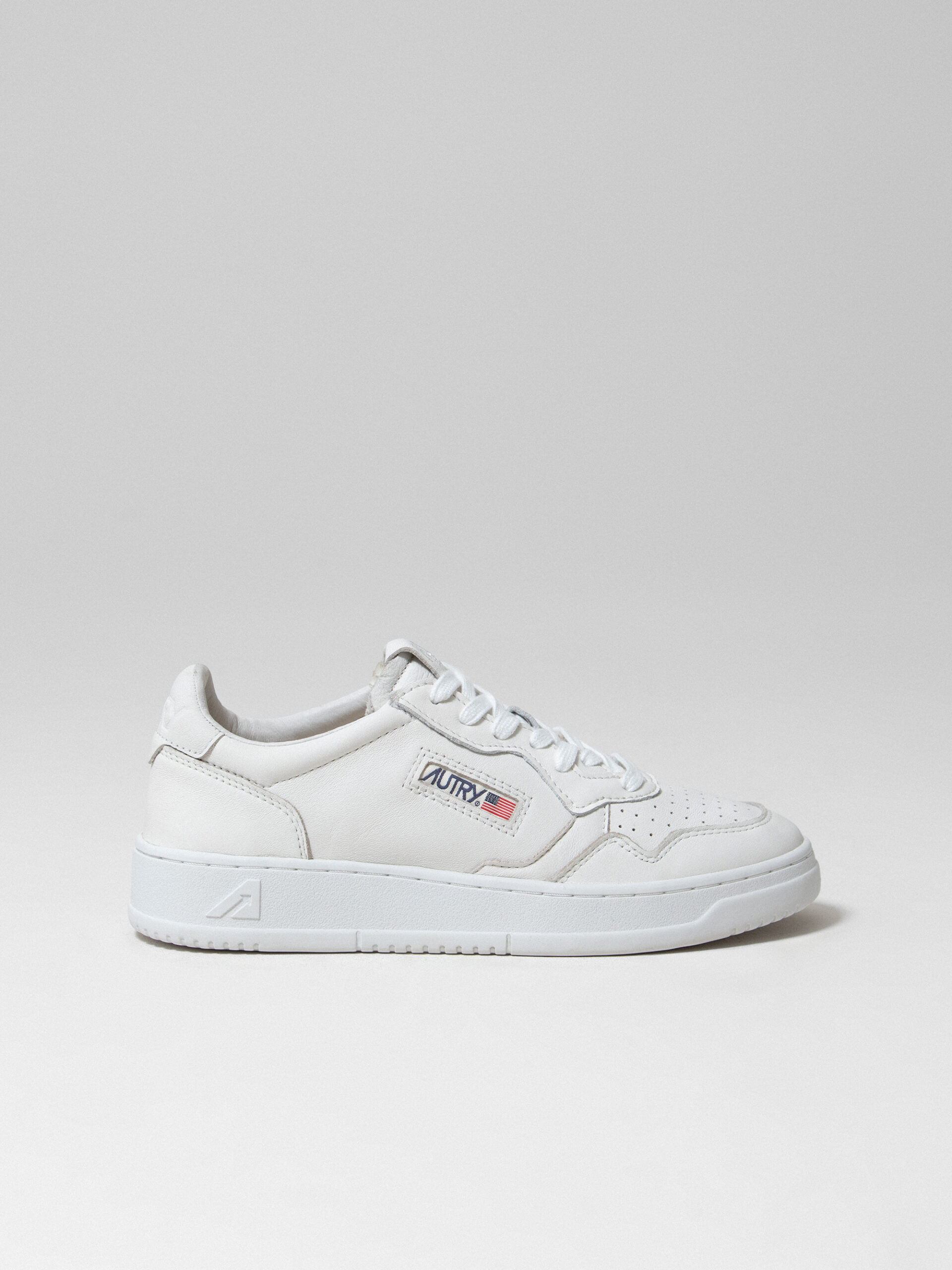 AUTRY Sneaker aus Leder Damen (SG10 WHITE/REAL WHITE)