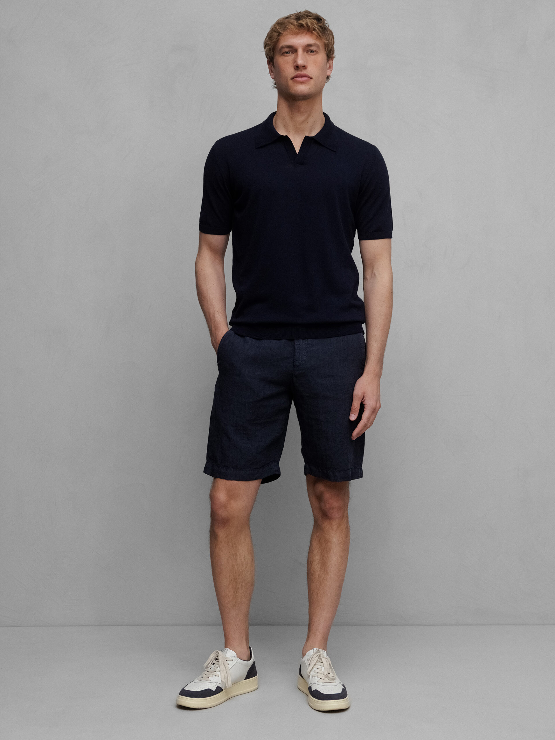 MYTHS Shorts aus Leinen Herren (031 NAVY)